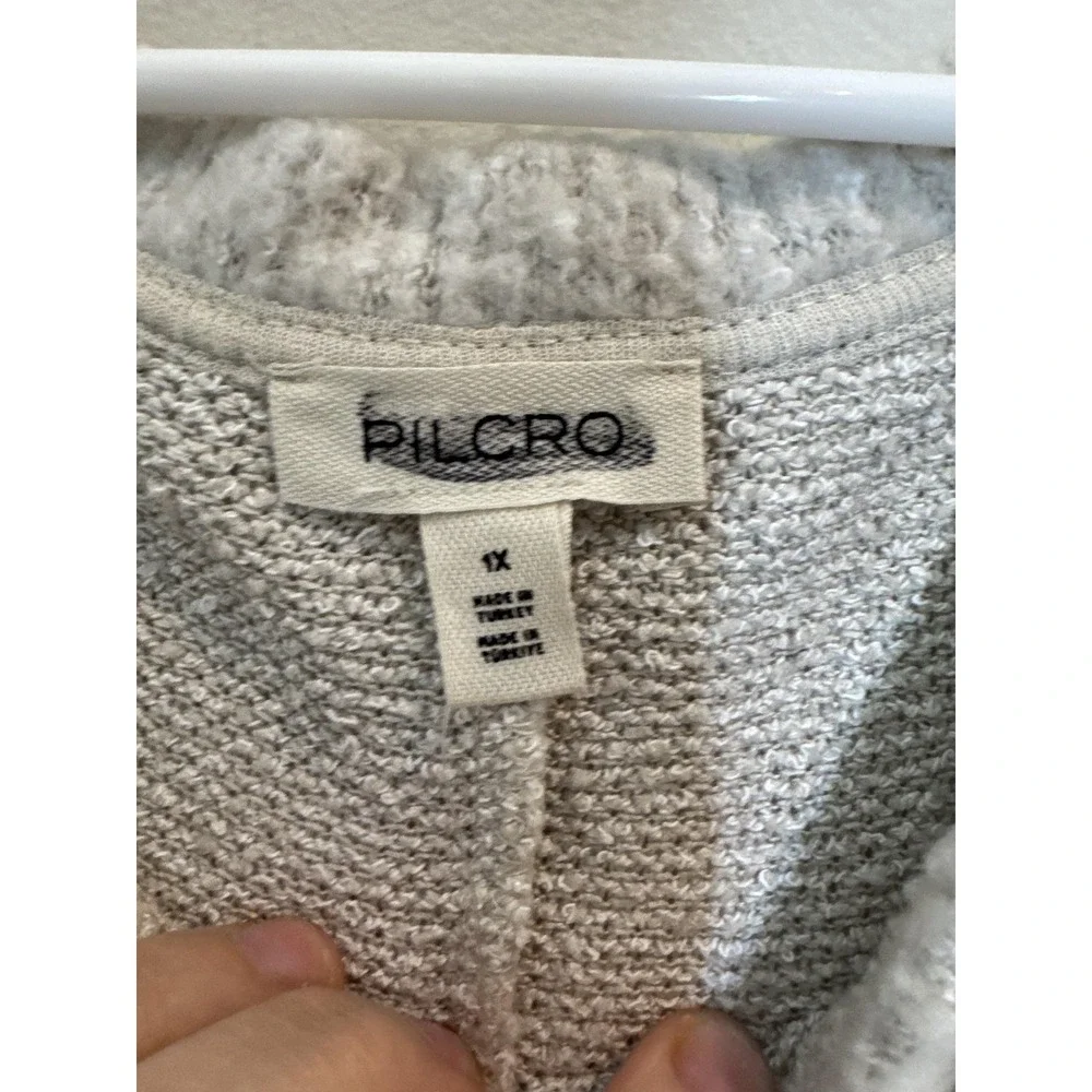 Pilcro Sweater Womens 1X Plus Beige Ruffle Hem Short Sleeve Knit Top Pullover